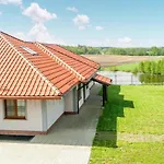 Apartmán In With Kitchen Borcz
